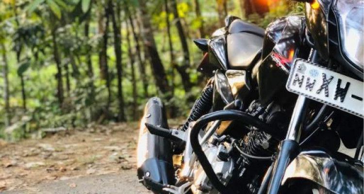 BAJAJ PULSAR 135 2012