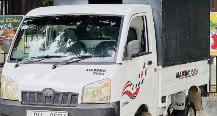 MAHINDRA MAXXIMO PLUS 2013