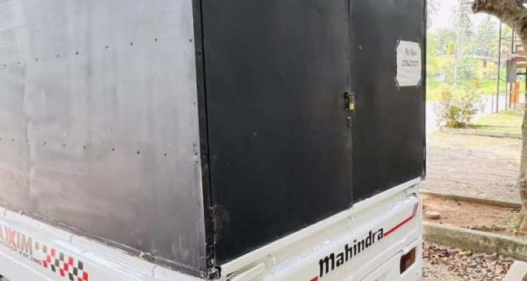 MAHINDRA MAXXIMO PLUS 2013
