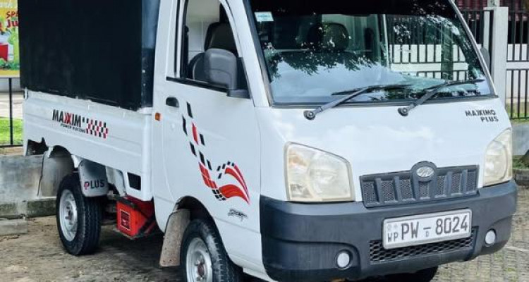 MAHINDRA MAXXIMO PLUS 2013