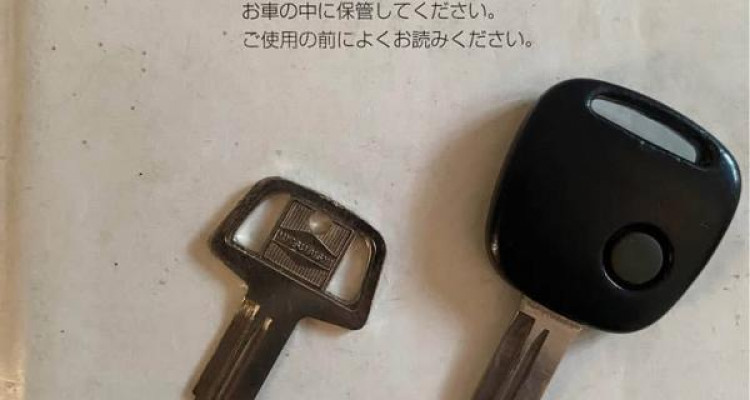 SUZUKI SWIFT 2002