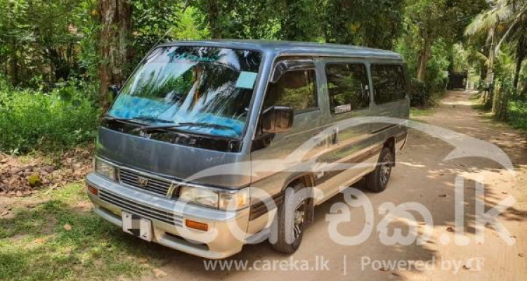 NISSAN CARAVAN 1995