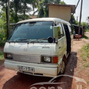 MAZDA BROWNY 1995