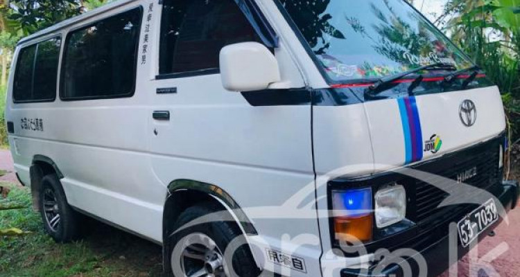 TOYOTA HIACE 1988