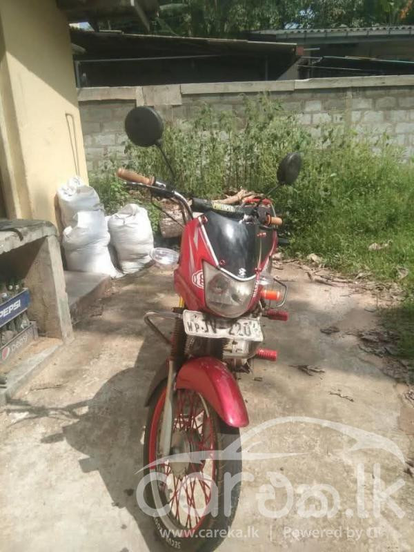 BAJAJ CT100 2004