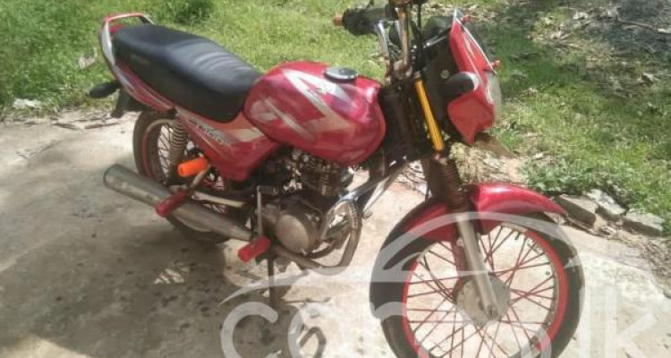 BAJAJ CT100 2004