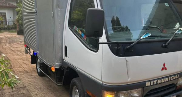 MITSUBISHI CANTER 2000