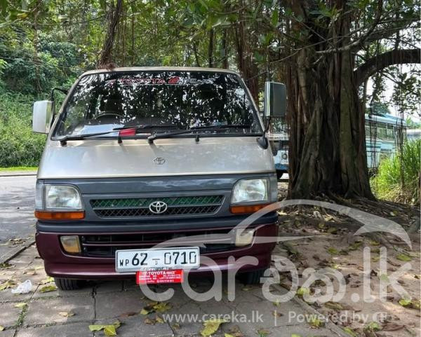TOYOTA DOLPHIN 1990