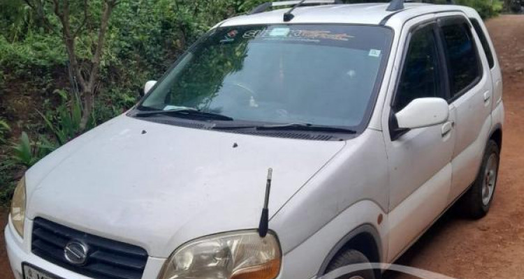SUZUKI SWIFT 2003