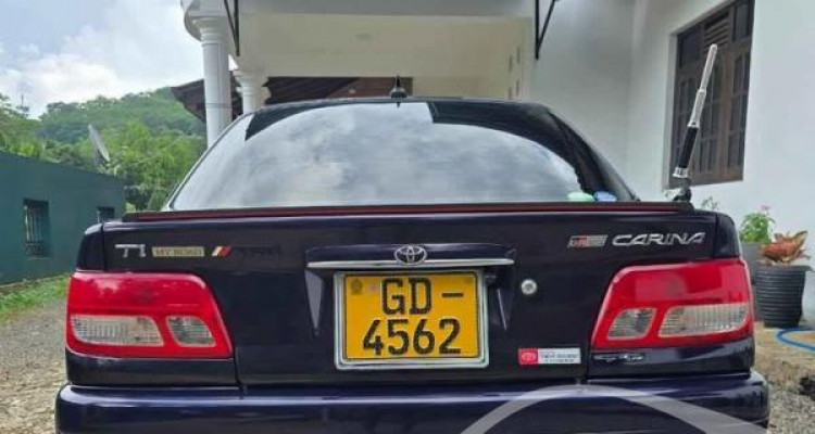 TOYOTA CARINA 1998