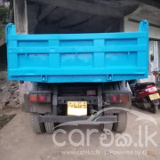 MITSUBISHI CANTER 2001