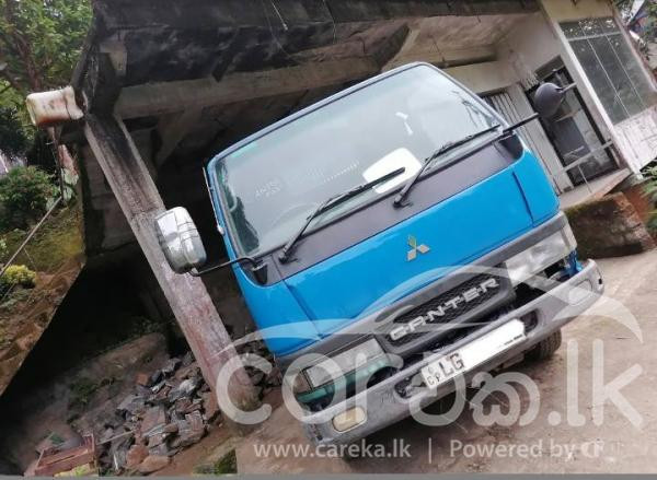MITSUBISHI CANTER 2001