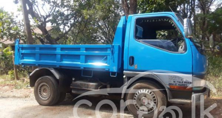 MITSUBISHI CANTER 2001