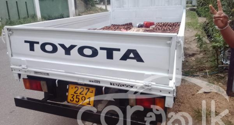 TOYOTA DYNA 1993
