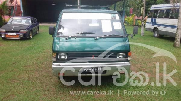 MITSUBISHI DELICA L300 1980