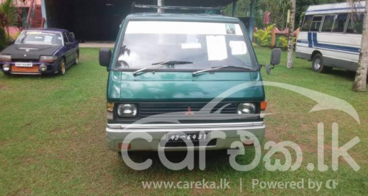 MITSUBISHI DELICA L300 1980