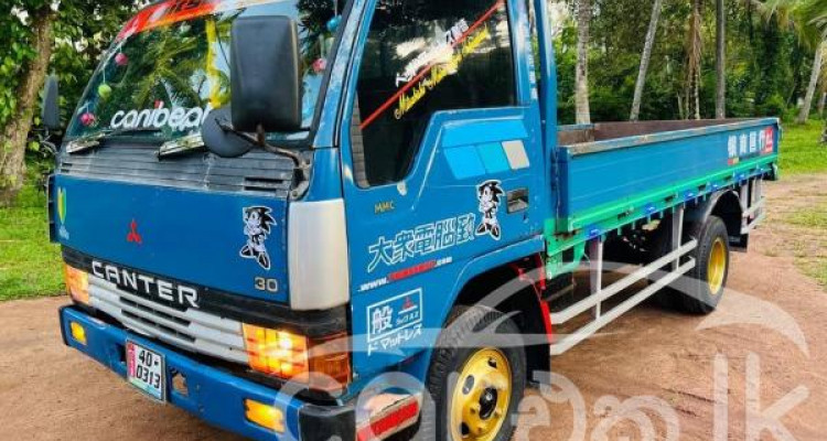MITSUBISHI CANTER 1979