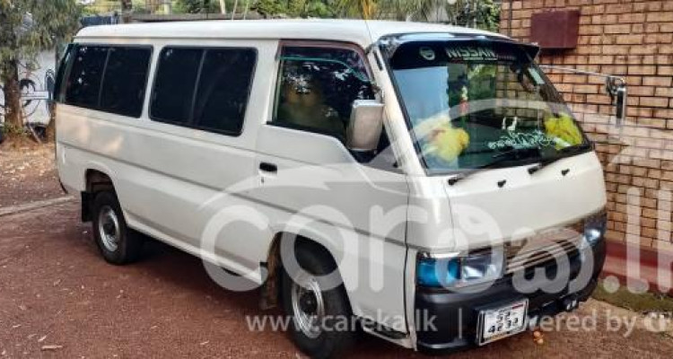 NISSAN CARAVAN 1987
