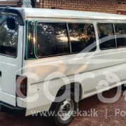 NISSAN CARAVAN 1987