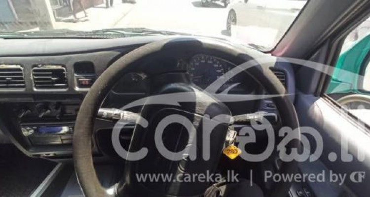 TOYOTA HILUX 1998