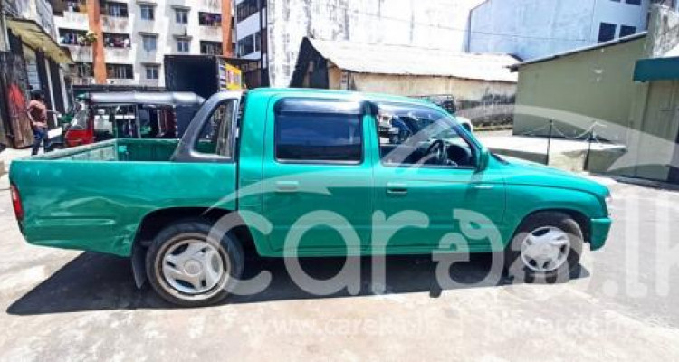 TOYOTA HILUX 1998