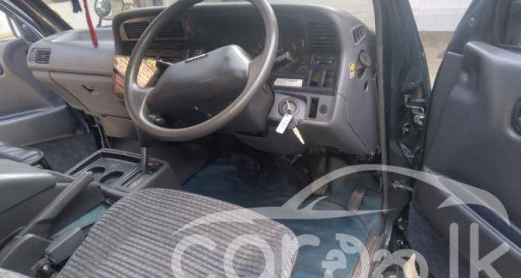 TOYOTA HIACE 1992
