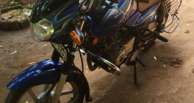 BAJAJ DISCOVER 100 2006