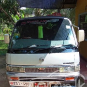 NISSAN CARAVAN 1995