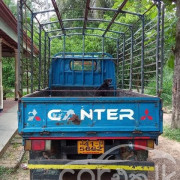 MITSUBISHI CANTER 1987