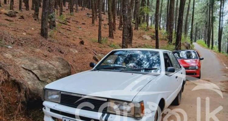 DAIHATSU CHARMANT 1985