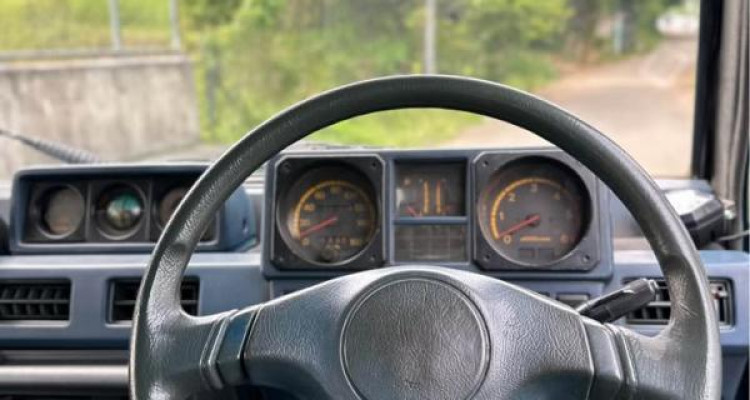 MITSUBISHI PAJERO 1985