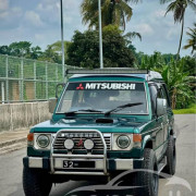 MITSUBISHI PAJERO 1985