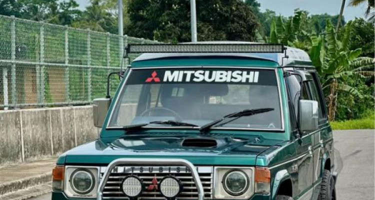 MITSUBISHI PAJERO 1985