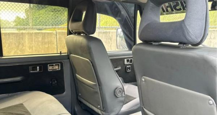 MITSUBISHI PAJERO 1985