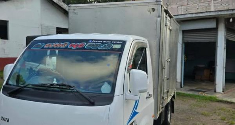 TATA SUPER ACE 2015