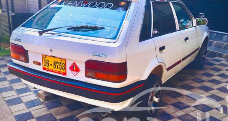 MAZDA FAMILIA 1986