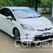 TOYOTA PRIUS 2014