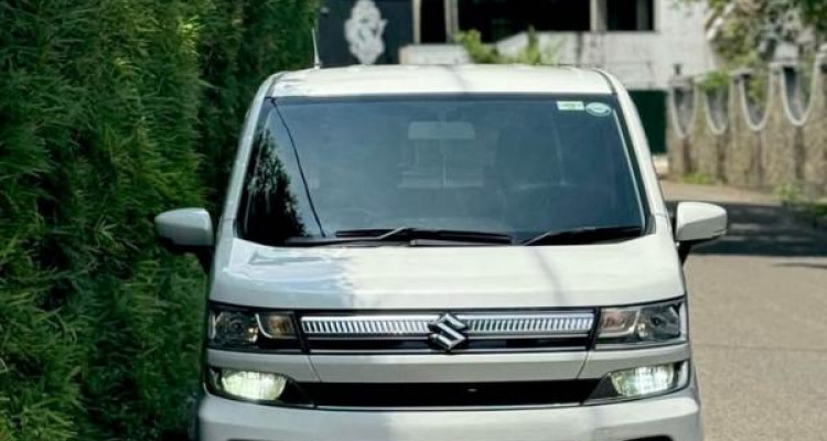 SUZUKI WAGON R FZ 2018