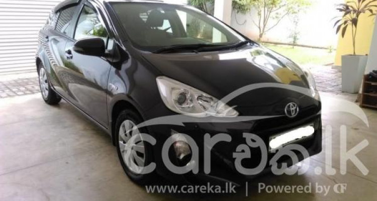 TOYOTA AQUA 2014