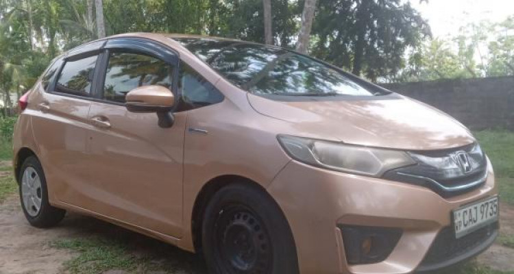 HONDA FIT GP5