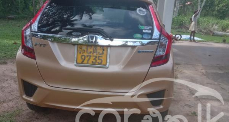 HONDA FIT GP5
