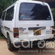 NISSAN CARAVAN 1993