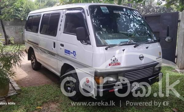 NISSAN CARAVAN 1993