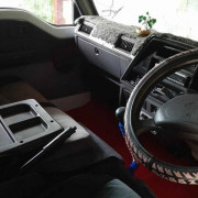 NISSAN CARAVAN 1993