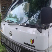 NISSAN CARAVAN 1993