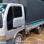 NISSAN ATLAS 2001