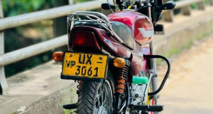 BAJAJ CT100 2008