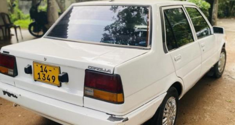 TOYOTA COROLLA 1983