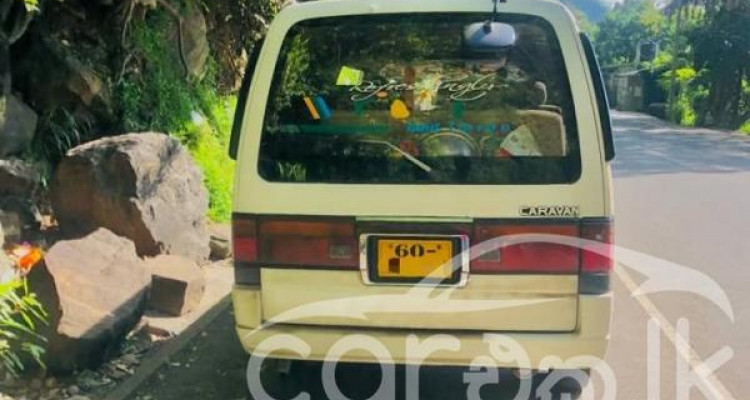 NISSAN CARAVAN 1981