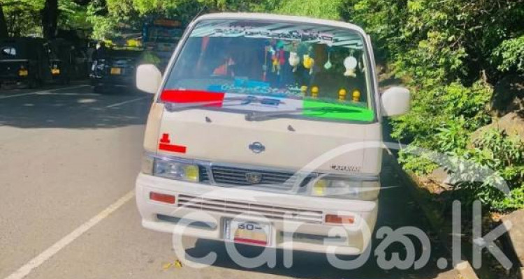 NISSAN CARAVAN 1981